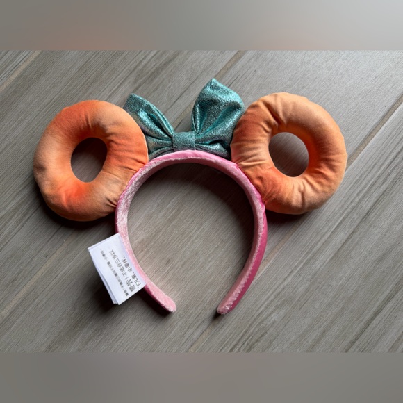 Disneyland Doughnut Minnie Ears Headband - Picture 6 of 6
